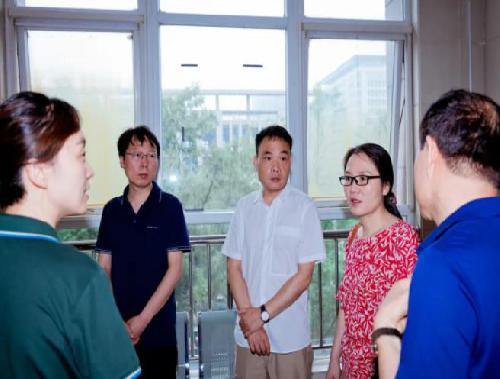 洛龙区残联到金雨点启智中心检查指导工作！